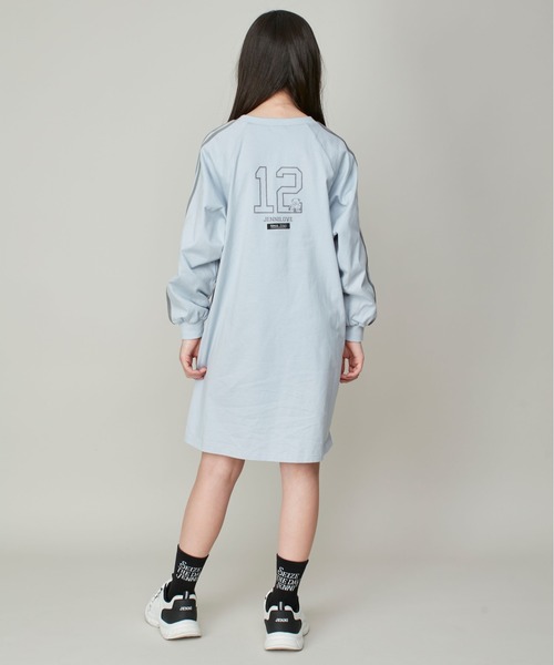 JENNI love（ジェニィラブ）の「【コットン100％】そでラインラグランTシャツワンピ（ワンピース・キッズ・サックスブルー/ブラック/チャコールグレー・160cm/150cm/140cm/130cm）」の22枚目の写真