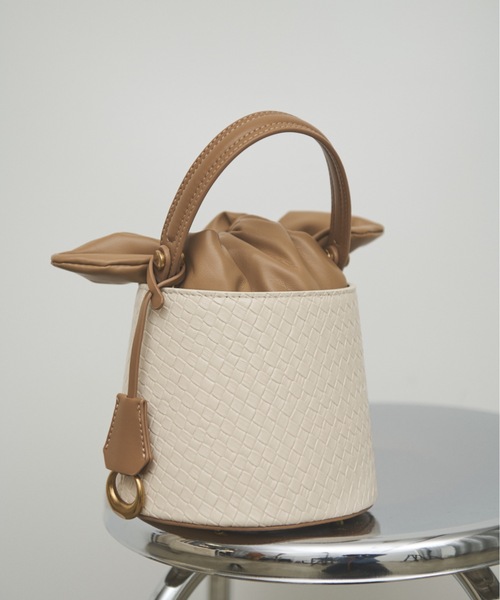 Lutim by u(ルチバイユー)の「Ribbon basket bag / リボンバスケットバック(ハンドバッグ・レディース・ナチュラル/ブラック・FREE)」の1枚目の写真