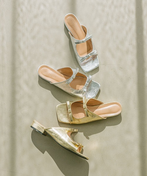 BAYFLOW（ベイフロー）の「ダブルリボンサンダル（サンダル・レディース・シルバー/ゴールド・MEDIUM/LARGE）」の5枚目の写真