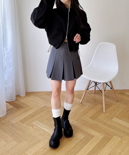 INGNI(イング)の「シアースタンドブルゾン(ブルゾン・レディース・アイボリー/ブラック/ブルー系・M)」の14枚目の写真