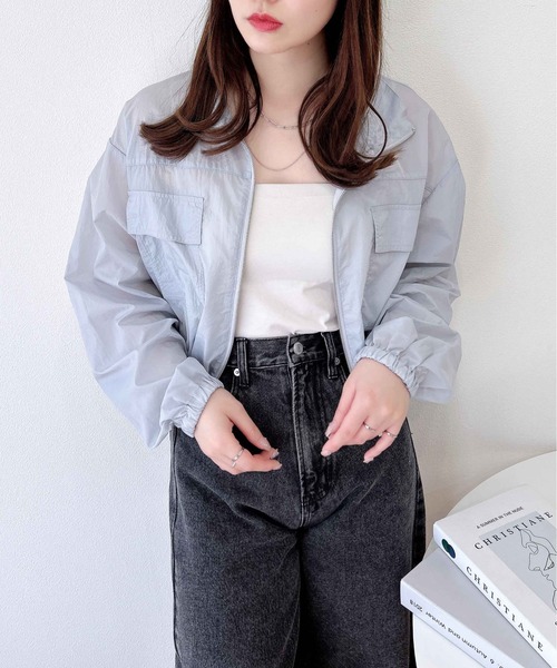 INGNI(イング)の「シアースタンドブルゾン(ブルゾン・レディース・アイボリー/ブラック/ブルー系・M)」の17枚目の写真