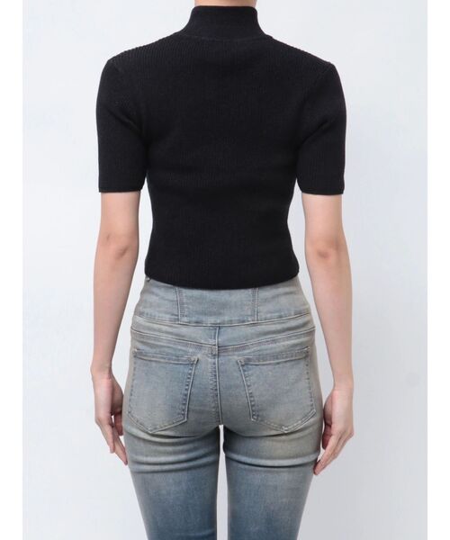 EMODA(エモダ)の「プレーティングハーフリブジップニット(ニット/セーター・レディース・グレー/ブラック/グリーン・FREE)」の10枚目の写真