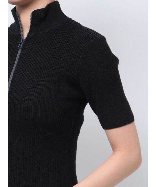 EMODA(エモダ)の「プレーティングハーフリブジップニット(ニット/セーター・レディース・グレー/ブラック/グリーン・FREE)」の12枚目の写真