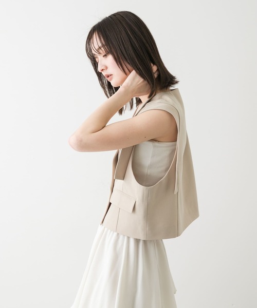 SENSE OF PLACE by URBAN RESEARCH(センスオブプレイスバイアーバンリサーチ)の「テーラードクロップドジレ(ベスト・レディース・ベージュ/ブラック/チャコールグレー・ONE)」の22枚目の写真