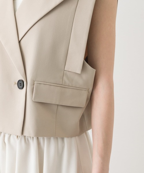 SENSE OF PLACE by URBAN RESEARCH(センスオブプレイスバイアーバンリサーチ)の「テーラードクロップドジレ(ベスト・レディース・ベージュ/ブラック/チャコールグレー・ONE)」の18枚目の写真