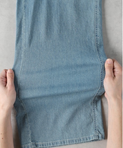 SOMETHING（サムシング）の「SOMETHING(サムシング)「SUMMER COOL」 涼しいワイドベーカーデニムパンツ（デニムパンツ・レディース・ライトインディゴブルー・M/L/XS/S）」の3枚目の写真