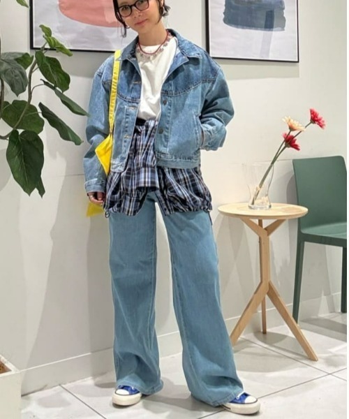 SOMETHING（サムシング）の「SOMETHING(サムシング)「SUMMER COOL」 涼しいワイドベーカーデニムパンツ（デニムパンツ・レディース・ライトインディゴブルー・M/L/XS/S）」の15枚目の写真
