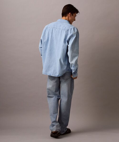 Calvin Klein（カルバン・クライン）の「リラックス デニムシャツ（シャツ/ブラウス・メンズ・ブルー・S/M/L/XL）」の5枚目の写真