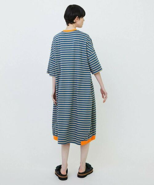 FRAPBOIS(フラボア)の「ボーダーカットワンピ(ワンピース・レディース・ブルー/ホワイト・1)」の16枚目の写真