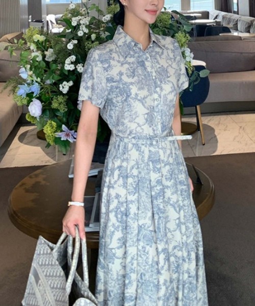 LAFFMO(ラフモ)の「トワルドジュイ風ベルト付きシャツワンピース(ワンピース・レディース・ブルー/ブラック・F)」の22枚目の写真