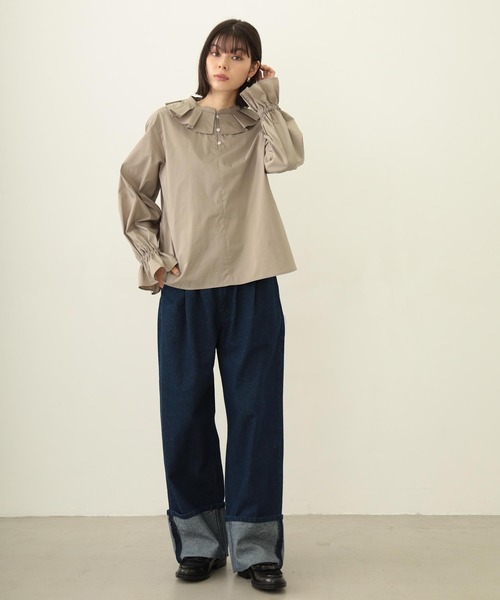 MILKFED.（ミルクフェド）の「MULTI RUFFLE COLLAR BLOUSE（シャツ/ブラウス・レディース・ブラック/ホワイト/ベージュ・ONE SIZE）」の4枚目の写真