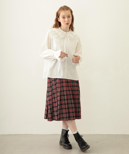 MILKFED.（ミルクフェド）の「MULTI RUFFLE COLLAR BLOUSE（シャツ/ブラウス・レディース・ブラック/ホワイト/ベージュ・ONE SIZE）」の12枚目の写真