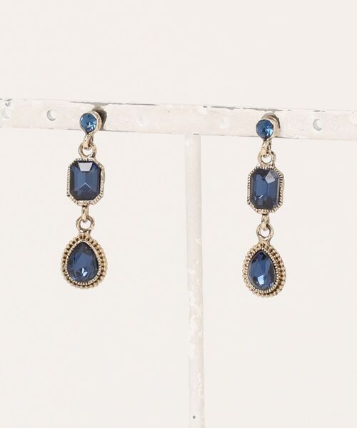 欧州航路（オウシュウコウロ）の「【欧州航路】レトロドロップピアス（ピアス（両耳用）・レディース・ネイビー/グリーン/レッド/クリア・FREE）」の4枚目の写真