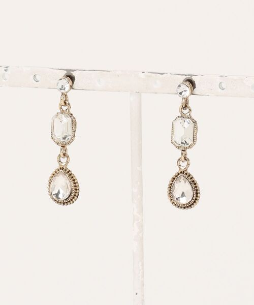 欧州航路（オウシュウコウロ）の「【欧州航路】レトロドロップピアス（ピアス（両耳用）・レディース・ネイビー/グリーン/レッド/クリア・FREE）」の2枚目の写真