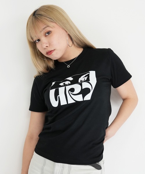 BASIS(ベイシス)の「ENAコラボTシャツ EYEロゴ Tシャツ カットソー 半袖 ダンス 練習着(Tシャツ/カットソー・レディース・ブラック/ベージュ/ホワイト・SMALL/MEDIUM/LARGE/150)」の21枚目の写真