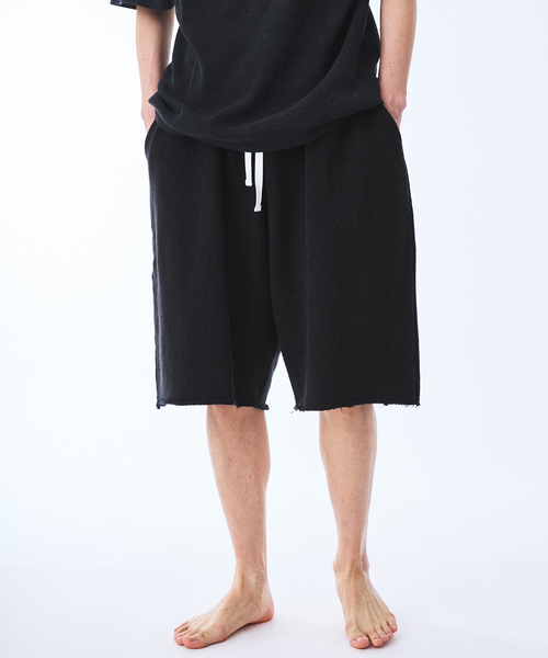 EDIFICE(エディフィス)の「E. ×TanC (タンク) SWEAT BUGGY SHORTS(スウェットパンツ・メンズ・チャコールグレー・FREE)」の3枚目の写真