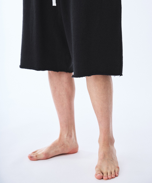EDIFICE(エディフィス)の「E. ×TanC (タンク) SWEAT BUGGY SHORTS(スウェットパンツ・メンズ・チャコールグレー・FREE)」の6枚目の写真