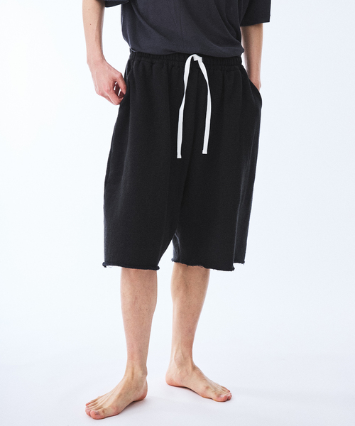 EDIFICE(エディフィス)の「E. ×TanC (タンク) SWEAT BUGGY SHORTS(スウェットパンツ・メンズ・チャコールグレー・FREE)」の9枚目の写真