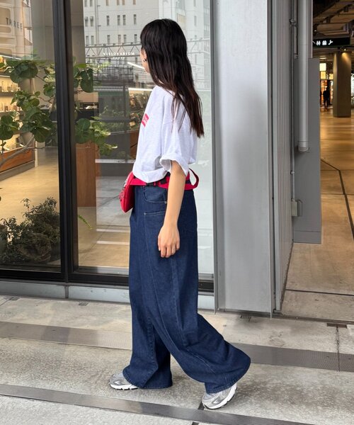 Franklin Climbing（フランクリンクライミング）の「【Franklin Climbing】ユニセックスレッドロゴプリントTEE（Tシャツ/カットソー・レディース・ホワイト/ブラック/ライトグレー・MEDIUM/LARGE）」の10枚目の写真