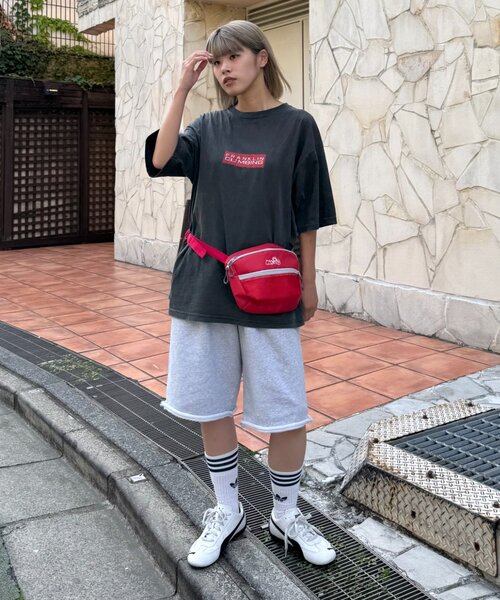 Franklin Climbing（フランクリンクライミング）の「【Franklin Climbing】ユニセックスレッドロゴプリントTEE（Tシャツ/カットソー・レディース・ホワイト/ブラック/ライトグレー・MEDIUM/LARGE）」の14枚目の写真