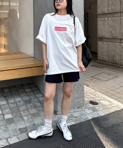 Franklin Climbing（フランクリンクライミング）の「【Franklin Climbing】ユニセックスレッドロゴプリントTEE（Tシャツ/カットソー・レディース・ホワイト/ブラック/ライトグレー・MEDIUM/LARGE）」の15枚目の写真