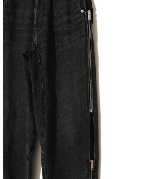 UNDERCOVER(アンダーカバー)の「UP2E1504-1(デニムパンツ・レディース・インディゴブルー/ブラック・1/2)」の4枚目の写真