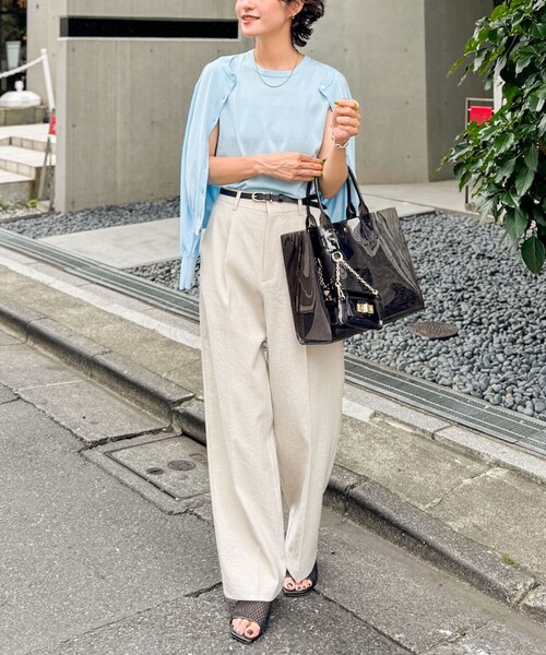NOLLEY’S Sophi（ノーリーズソフィ）の「ウォッシャブル麻調ドライシャンタンライトワイドパンツ（その他パンツ・レディース・オフホワイト/チャコールグレー/ベージュ・34/36/38）」の5枚目の写真