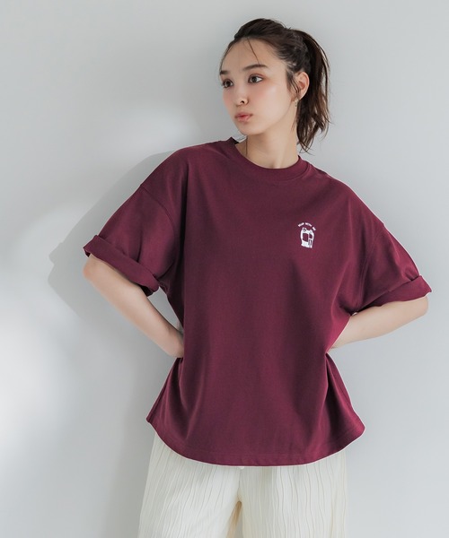 coca（coca）（コカ）の「ワンポイント刺繍Tシャツ（Tシャツ/カットソー・メンズ・ライトベージュ/ワイン・XL/M/L）」の3枚目の写真