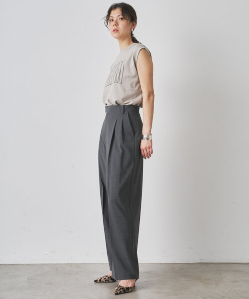 Whim Gazette(ウィムガゼット)の「ノースリーブロゴTシャツ(Tシャツ/カットソー・レディース・オフホワイト/ベビーピンク/ライトグレー・FREE)」の14枚目の写真