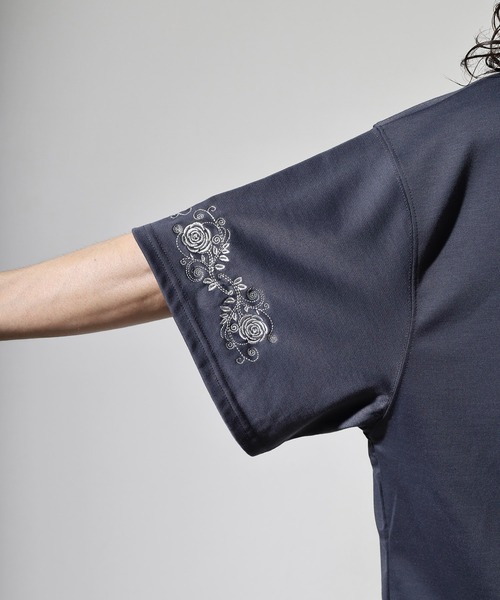 __gram.(スペースグラム)の「刺繍デザインフレアスリーブハーフジップTシャツ(Tシャツ/カットソー・メンズ・ブラック/チャコール/ホワイト・M/L)」の15枚目の写真