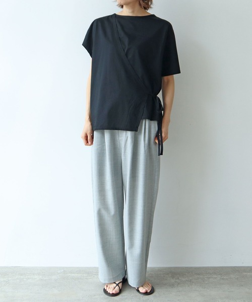 yuni(ユニ )の「スピンギザコットン カシュクールプルオーバー(Tシャツ/カットソー・レディース・ブラック/ブルー/グレー・FREE)」の8枚目の写真