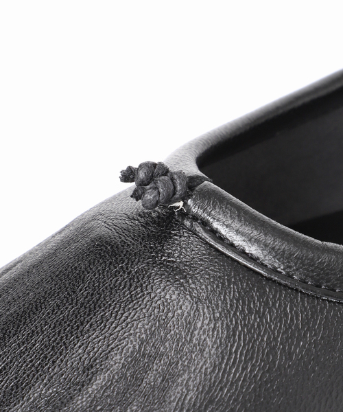 GRISE(グリーズ)の「《追加》GRISEレザースクエアプリーツフラット(その他シューズ・レディース・アイボリー/ボルドー/ブラック系その他・21.5/22cm/22.5cm/23cm/23.5cm/24cm/24.5cm/25cm/25.5cm)」の12枚目の写真