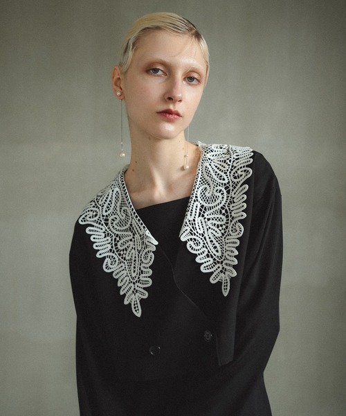 et.UNiVER（エトユニベール）の「Big collar setup（パンツドレス