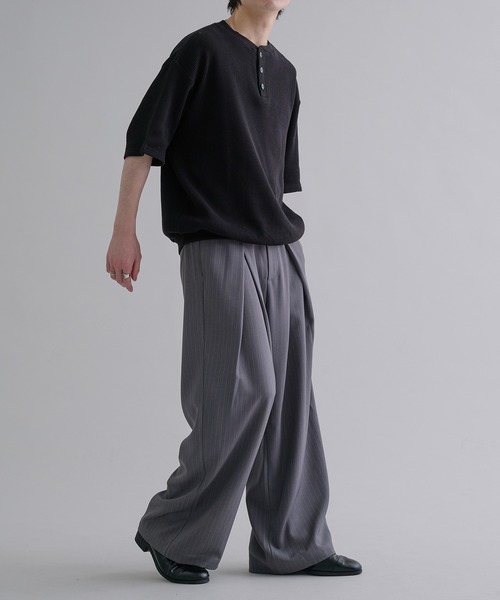 epnok（エプノック）の「ワッフルヘンリーネック半袖Tee（Tシャツ/カットソー・メンズ・グレー/ブラック/ブラック系その他・SMALL/MEDIUM/LARGE）」の8枚目の写真