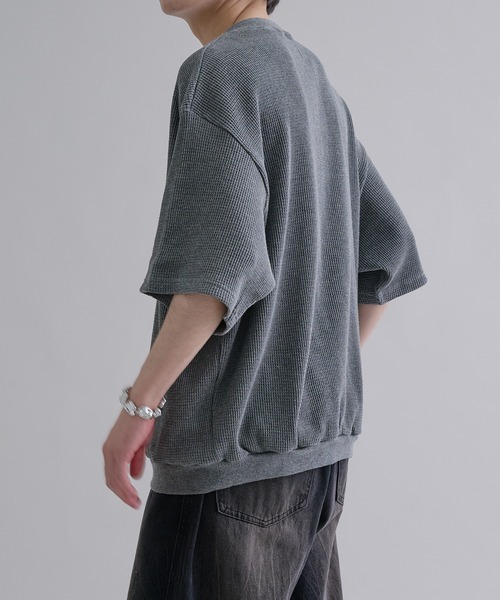 epnok（エプノック）の「ワッフルヘンリーネック半袖Tee（Tシャツ/カットソー・メンズ・グレー/ブラック/ブラック系その他・SMALL/MEDIUM/LARGE）」の22枚目の写真