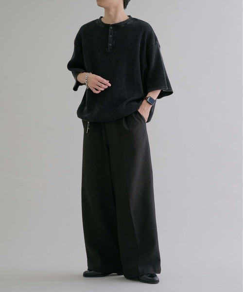 epnok（エプノック）の「ワッフルヘンリーネック半袖Tee（Tシャツ/カットソー・メンズ・グレー/ブラック/ブラック系その他・SMALL/MEDIUM/LARGE）」の14枚目の写真