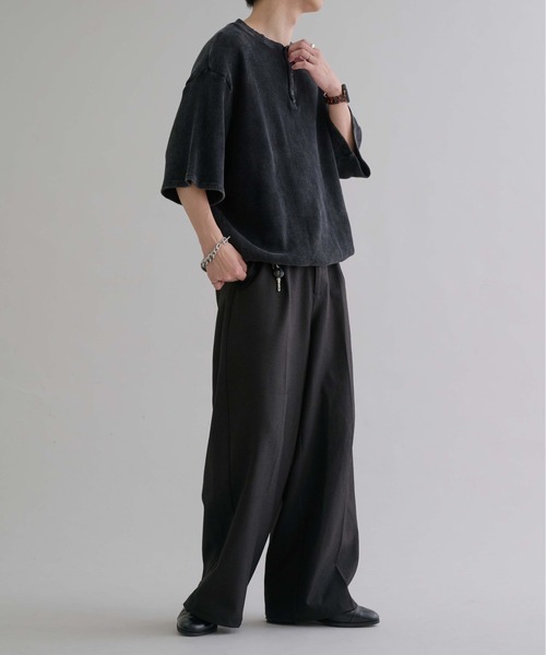 epnok（エプノック）の「ワッフルヘンリーネック半袖Tee（Tシャツ/カットソー・メンズ・グレー/ブラック/ブラック系その他・SMALL/MEDIUM/LARGE）」の16枚目の写真