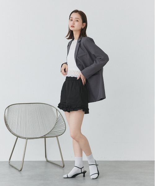 ad thie(アドティエ)の「ヘムフリル ショートパンツ(その他パンツ・レディース・ブラック/ブルー・FREE)」の4枚目の写真