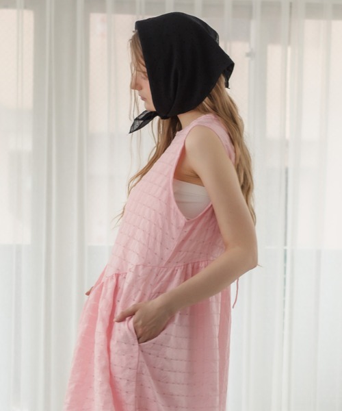 HEILIS(ヘイリス)の「ジャガードボリュームワンピース / ミドル丈 ロング丈 夏服 春服 秋服 韓国 シアーワンピース チェック ノームコア カジュアル シティガール ホワイト ブラック ピンク マタニティ(ワンピース・レディース・ブラック/オフホワイト/ピンク・FREE)」の4枚目の写真