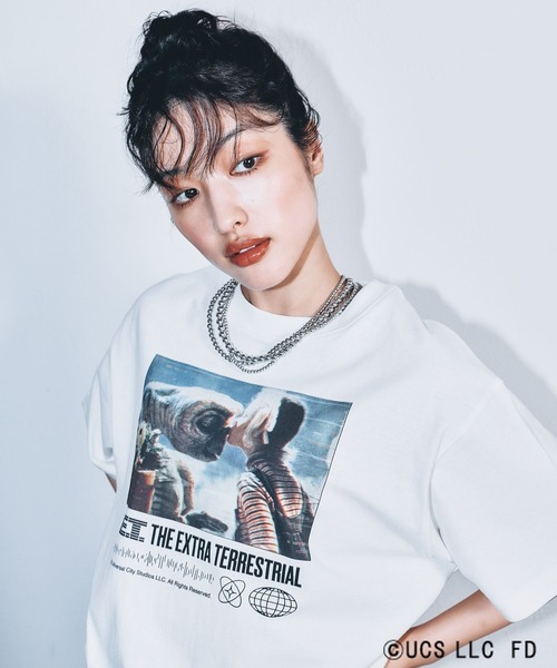 LEPSIM(レプシィム)の「【CINEMA/シネマ】アソートプリントT 570278(Tシャツ/カットソー・レディース・チャコールグレー/ホワイト/ホワイト系その他/ブルー・FREE)」の8枚目の写真