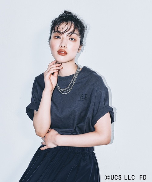 LEPSIM(レプシィム)の「【CINEMA/シネマ】アソートプリントT 570278(Tシャツ/カットソー・レディース・チャコールグレー/ホワイト/ホワイト系その他/ブルー・FREE)」の22枚目の写真