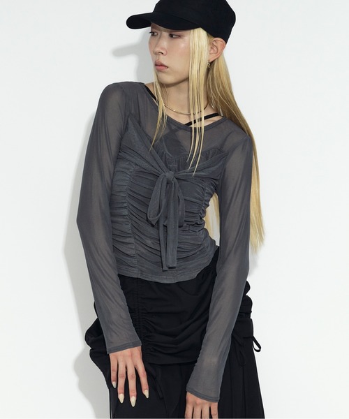 Ezick（エジック）の「shirring sheer ビスチェシアートップス（Tシャツ/カットソー・レディース・グレー/ブラック・FREE）」の18枚目の写真