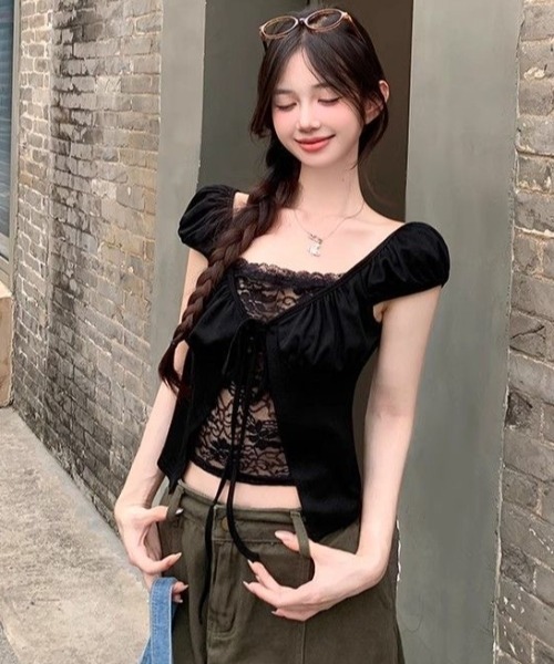 SHEENA(シーナ)の「レースレイヤード風リボンギャザートップス(Tシャツ/カットソー・レディース・ブラック/ホワイト・M)」の2枚目の写真