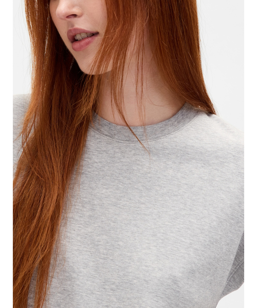 GAP(ギャップ)の「リラックスフィット クロップドTシャツ(Tシャツ/カットソー・レディース・ブラウン/ライトグレー/ホワイト/ブラック・XS/S/M/L/XXS/XL)」の8枚目の写真