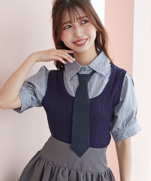 MAJESTIC LEGON（マジェスティックレゴン）の「ネクタイセットシャツドッキングニット（ニット/セーター・レディース・ブラウン/ネイビー/ベージュ・MEDIUM）」の8枚目の写真