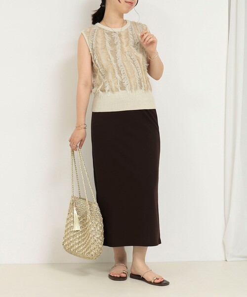 MICO COULIER（ミコクリエ）の「強撚シャギーグラデーションベスト（ニット/セーター・レディース・ベージュ/チャコールグレー・38）」の5枚目の写真