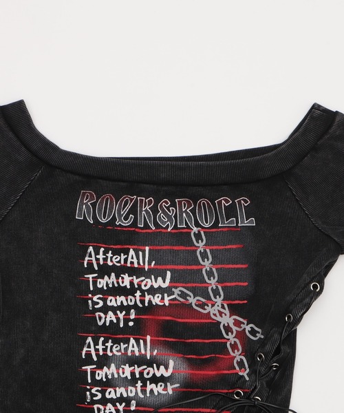Figments（フィグメンツ）の「ROCK&ROLLオフショルT（Tシャツ/カットソー・レディース・ブラック/レッド・FREE）」の11枚目の写真