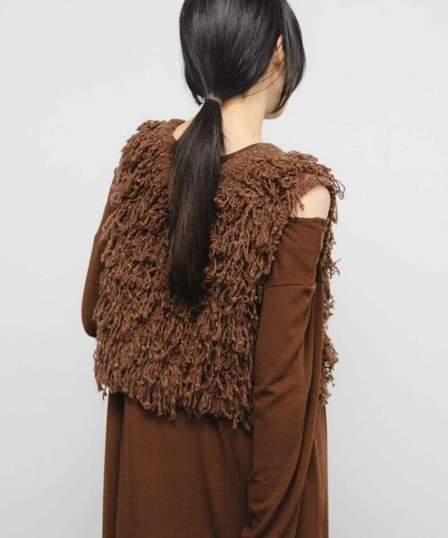 KBF(ケイビーエフ)の「ループニットベスト(ベスト・レディース・チャコールグレー/ベージュ/グレー/ブラウン・ONE)」の19枚目の写真