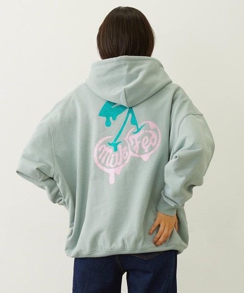 MILKFED.(ミルクフェド)の「MELTY CHERRY SWEAT HOODIE(パーカー・レディース・オフホワイト/ライトブルー/ネイビー・M/L)」の15枚目の写真