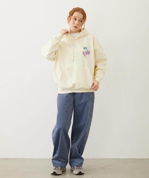 MILKFED.(ミルクフェド)の「MELTY CHERRY SWEAT HOODIE(パーカー・レディース・オフホワイト/ライトブルー/ネイビー・M/L)」の22枚目の写真